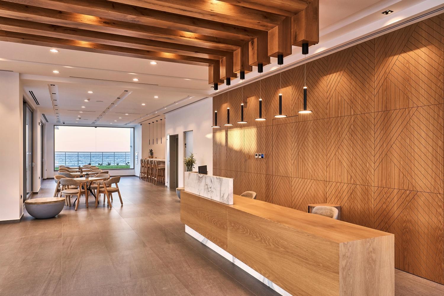 Enorme Santanna Island Hotel Sissi Buitenkant foto
